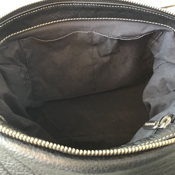 Roots Black Vintage Messenger Bag - Picture 13 of 16